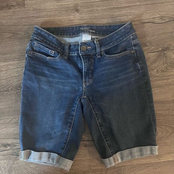 Time and try Bermuda Women Mid rise  shorts size 4 - Picture 1 of 3